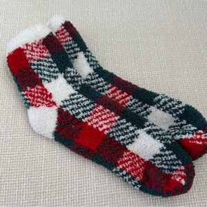 Cozy Plaid Women’s Socks